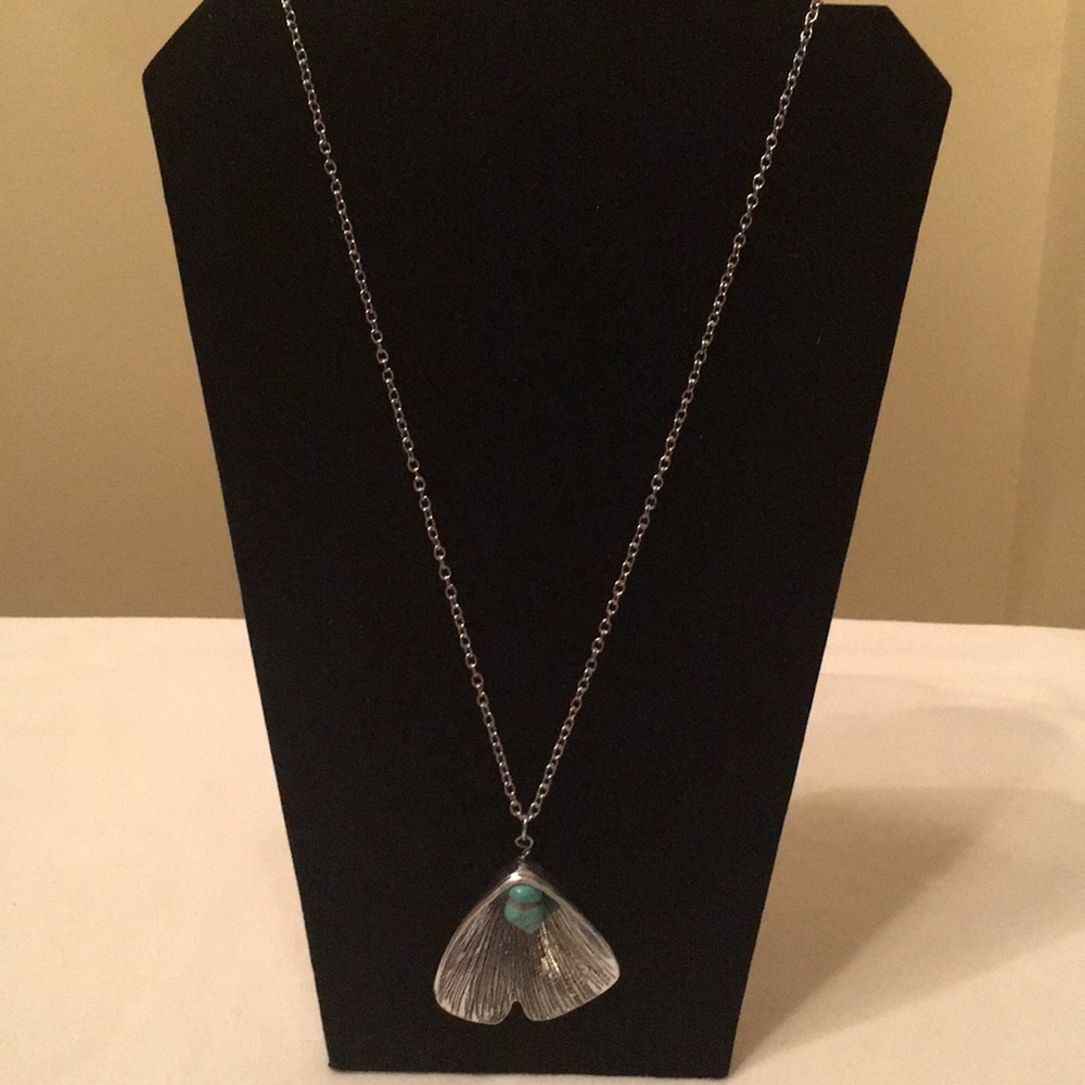Seashell with Turquoise Stone Necklace